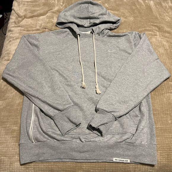 Men’s Nike pullover hoodies M (3 hoodies) - Picture 7 of 9